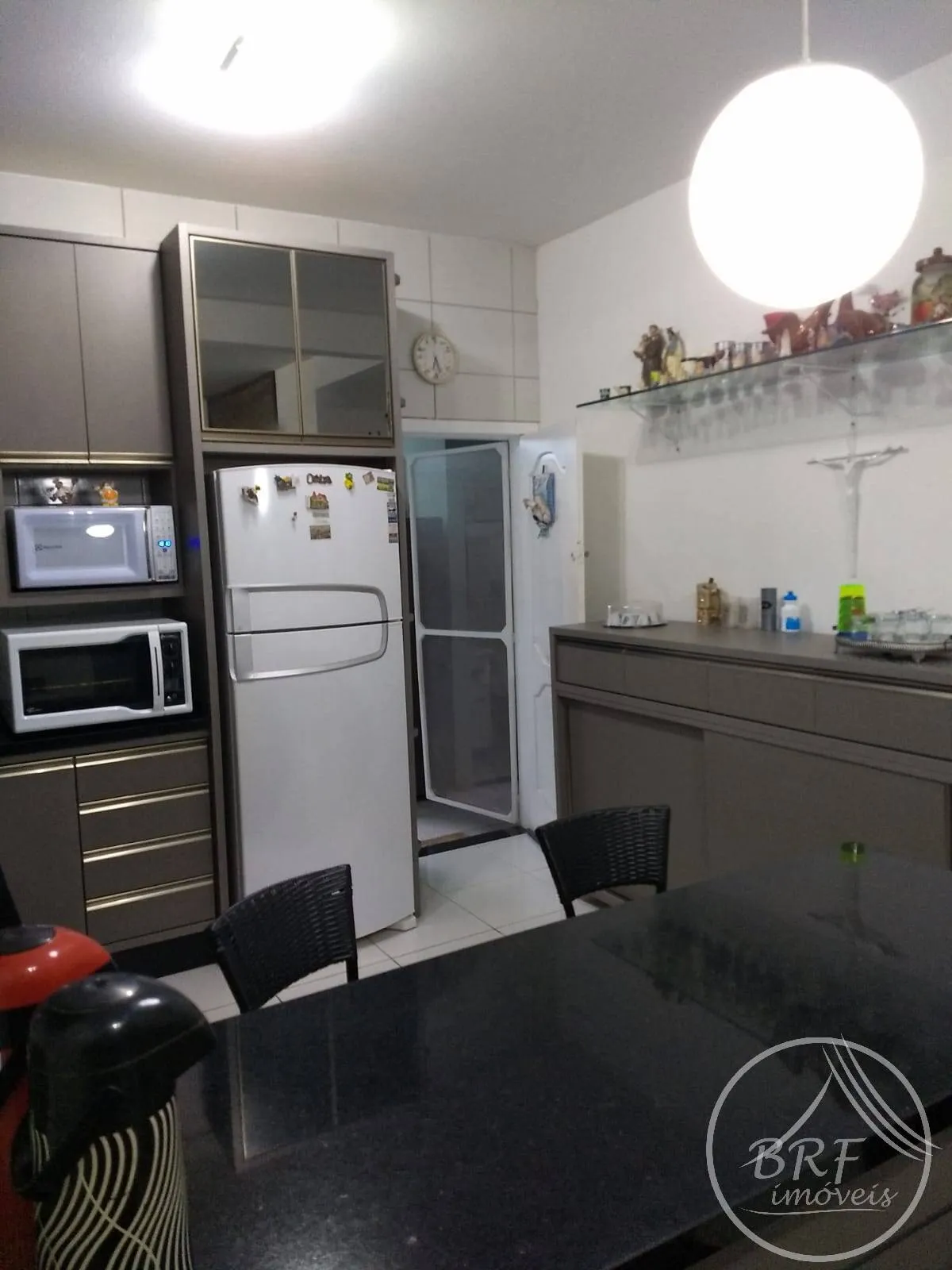 Imagem Vendo Excelente Casa de Alvenaria na Praia do Meio Palhoça SC