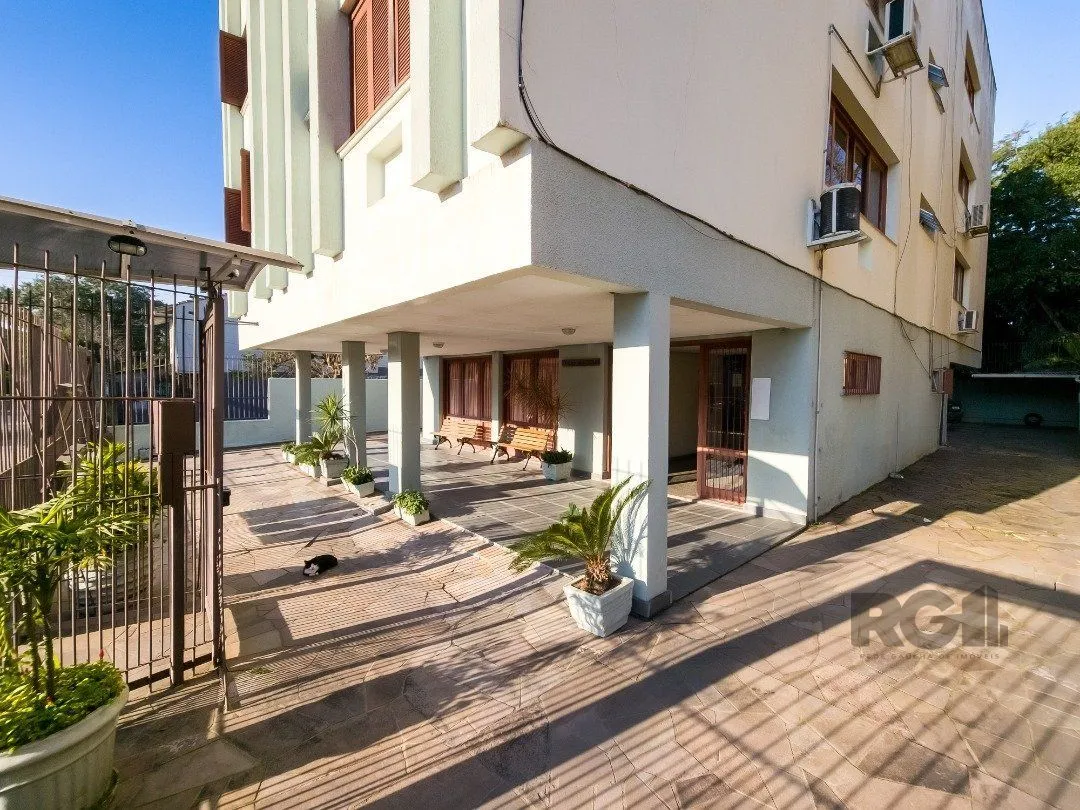 Imagem Cobertura, 2 quartos, 1 suite, dependência de empregada, 1 vaga de garagem, bairro Partenon