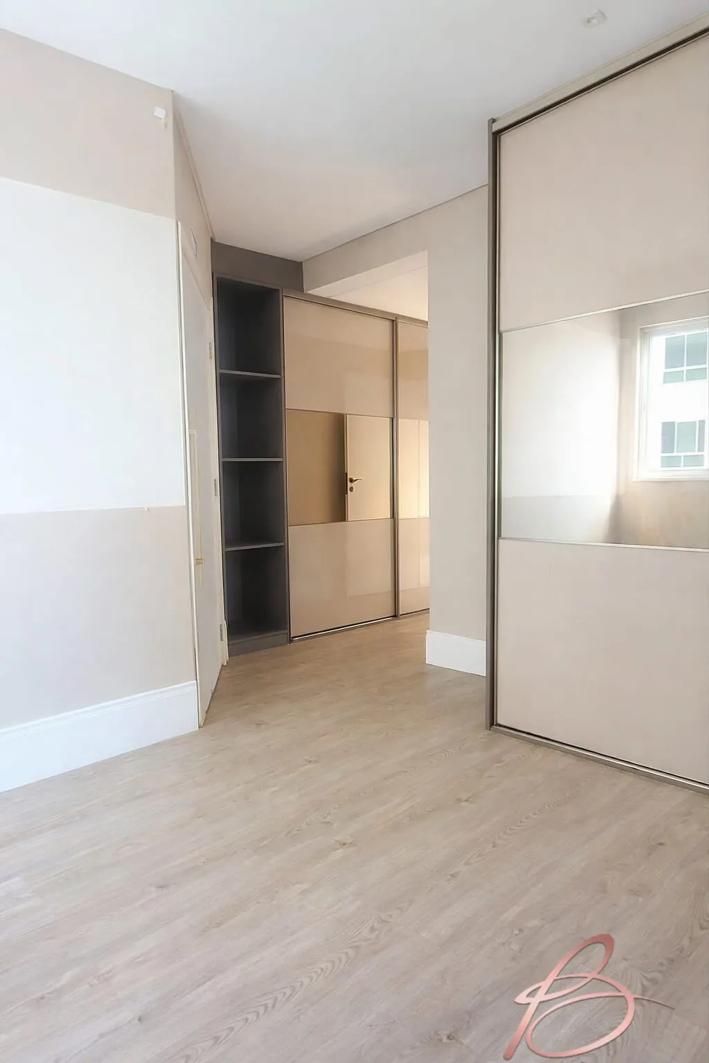 Imagem Apartamento Alto Padrão 3 suítes na Barra Norte, Balneário Camboriú/SC
