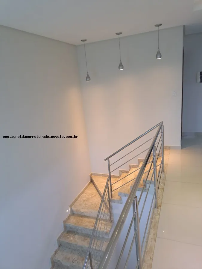 Imagem Casa em Condomínio para Venda em Parnamirim, Vida Nova, 4 dormitórios, 2 suítes, 3 banheiros, 4 vagas