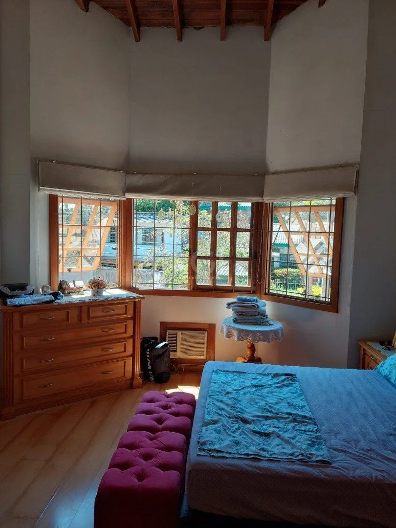 Imagem Casa para Venda - 156m², 3 dormitórios, sendo 1 suites, 2 vagas - Guarujá