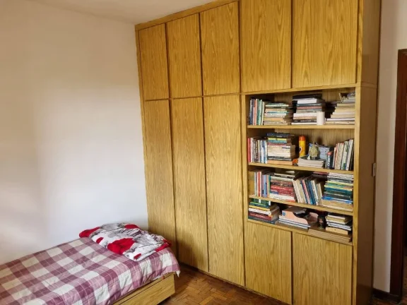 Imagem Casa com 192 m² 2 Dormitorios sendo 2 Banheiros e 4 Vagas de Gargens