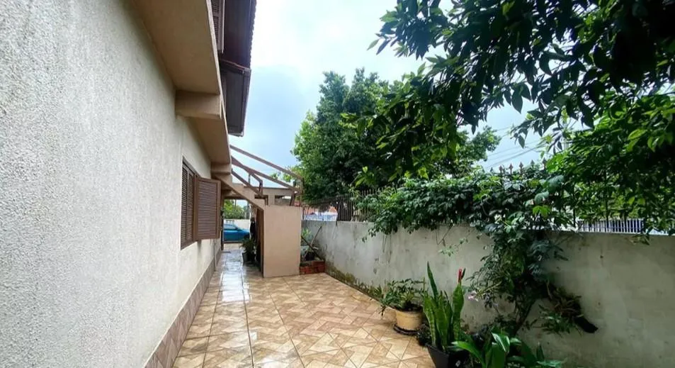 Imagem Sobrado para Venda em Novo Hamburgo / RS no bairro Canudos