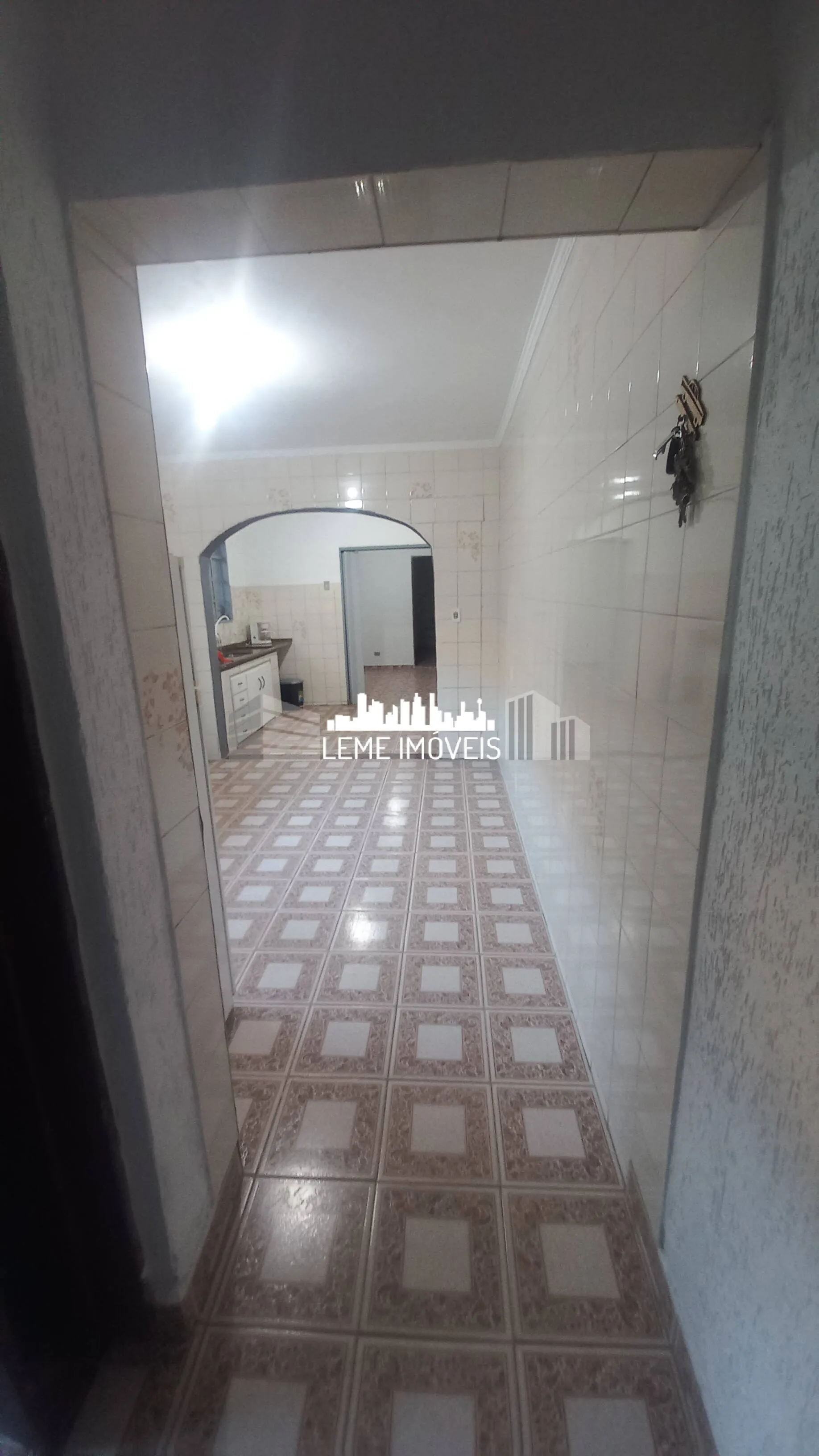 Imagem SOBRADO AMPLO COM DOCUMENTAÇÃO 100%!!! FINANCIE E UTILIZE O FGTS!!!