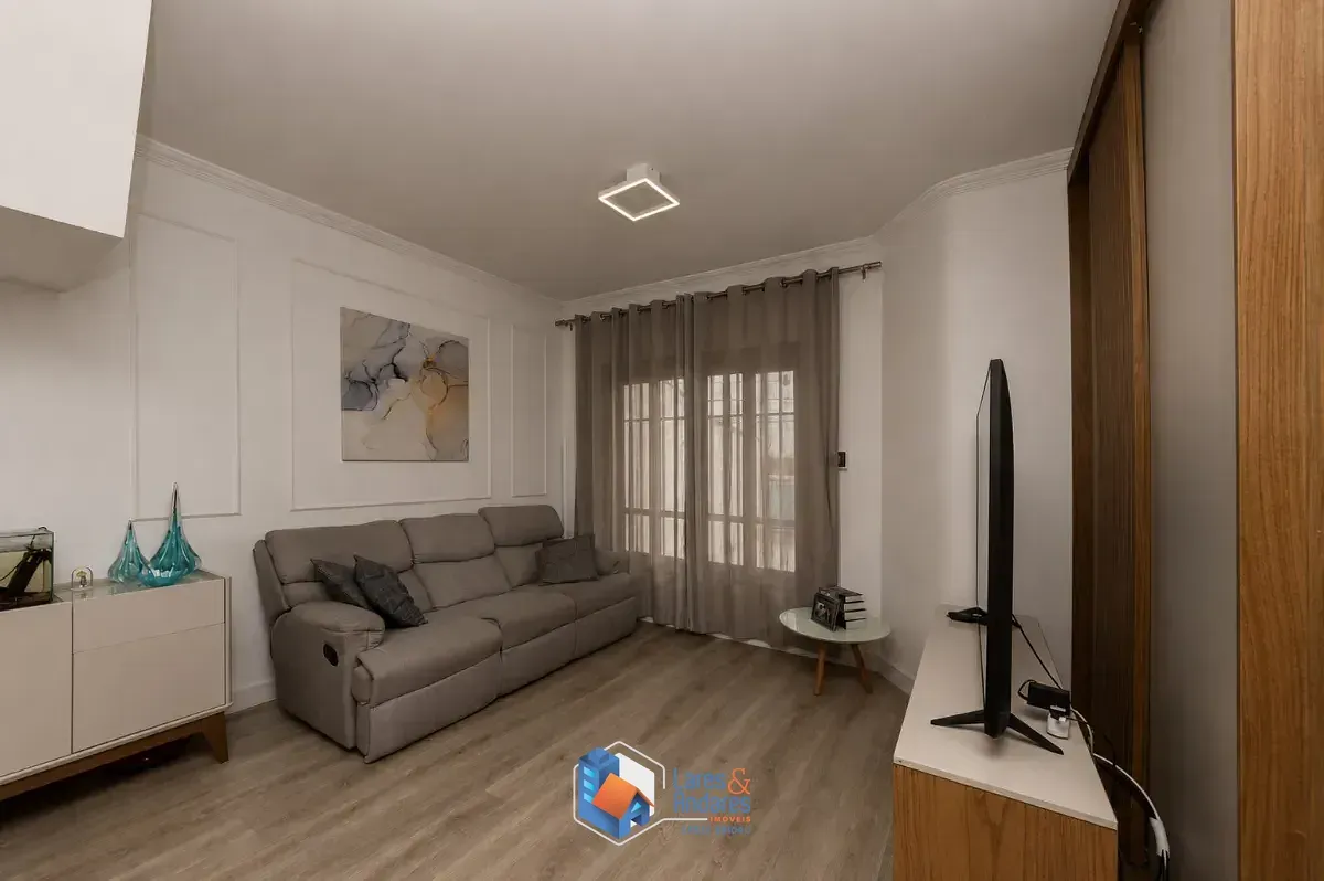 Imagem Sobrado para venda em Vila Medeiros com 3 quartos, sendo 3 suítes, 168m²