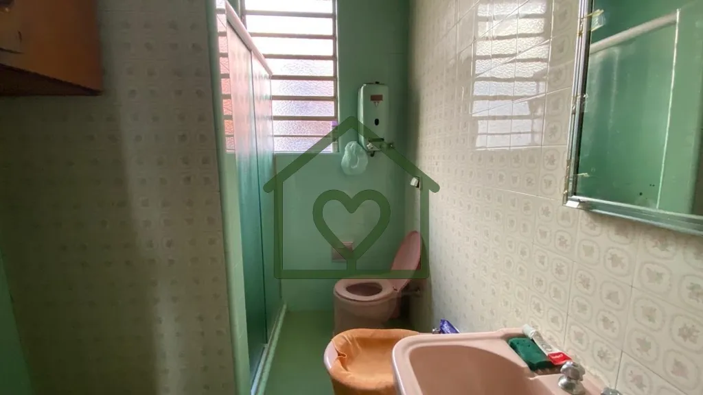 Imagem Oportunidade de negócio! Casa em alvenaria, 138,00m2 de área construída. São 3 amplos dormitóri...