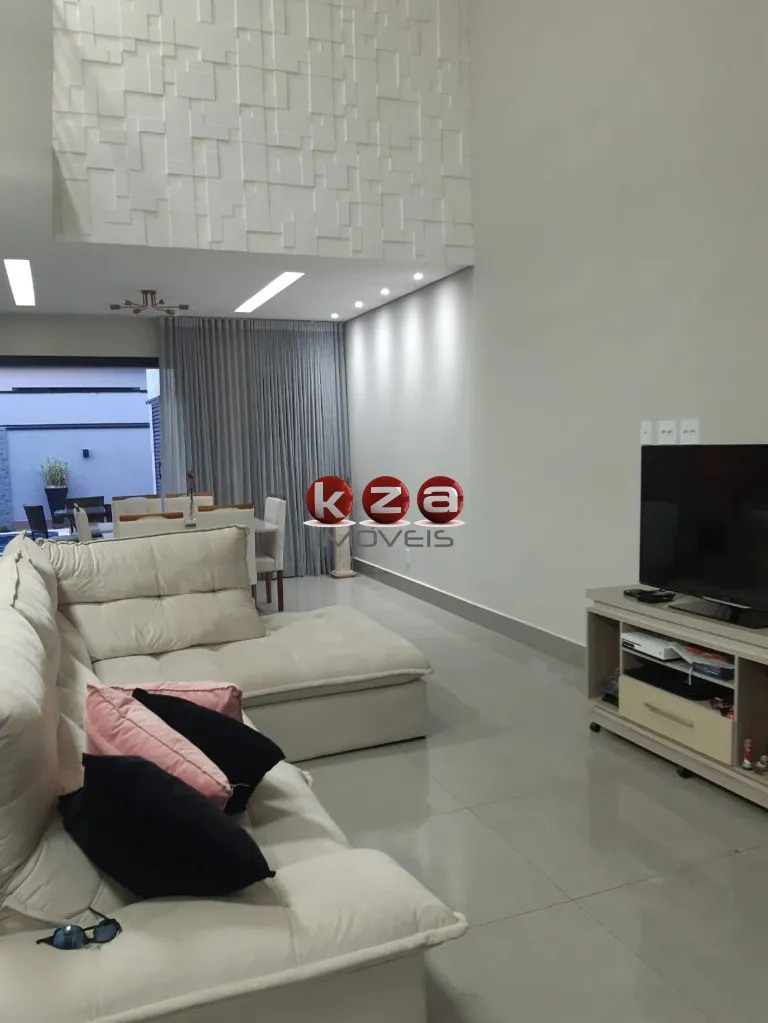 Imagem Casa de alto padrão em condomínio: 3 quartos, 3 suítes, 2 salas, 5 banheiros, 4 vagas, 200m² - Residencial Real Parque, Sumaré-SP.
