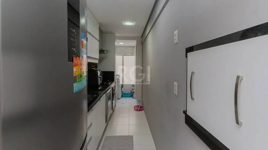 Imagem Apartamento de 3 dormitórios e 1 suíte no bairro Floresta em Porto Alegre