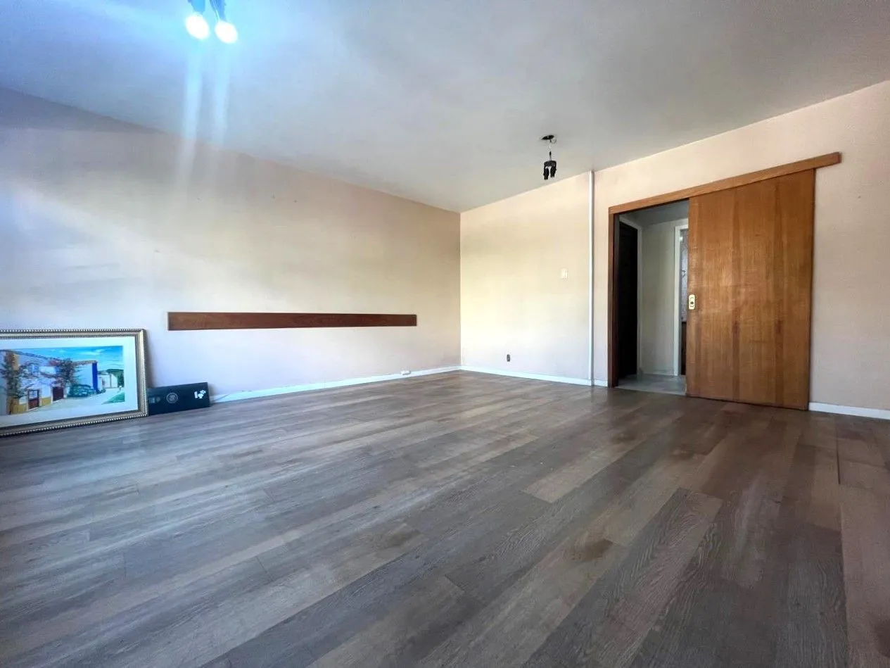 Imagem Excelente apartamento 3 dormitórios com vaga no Bom Fim