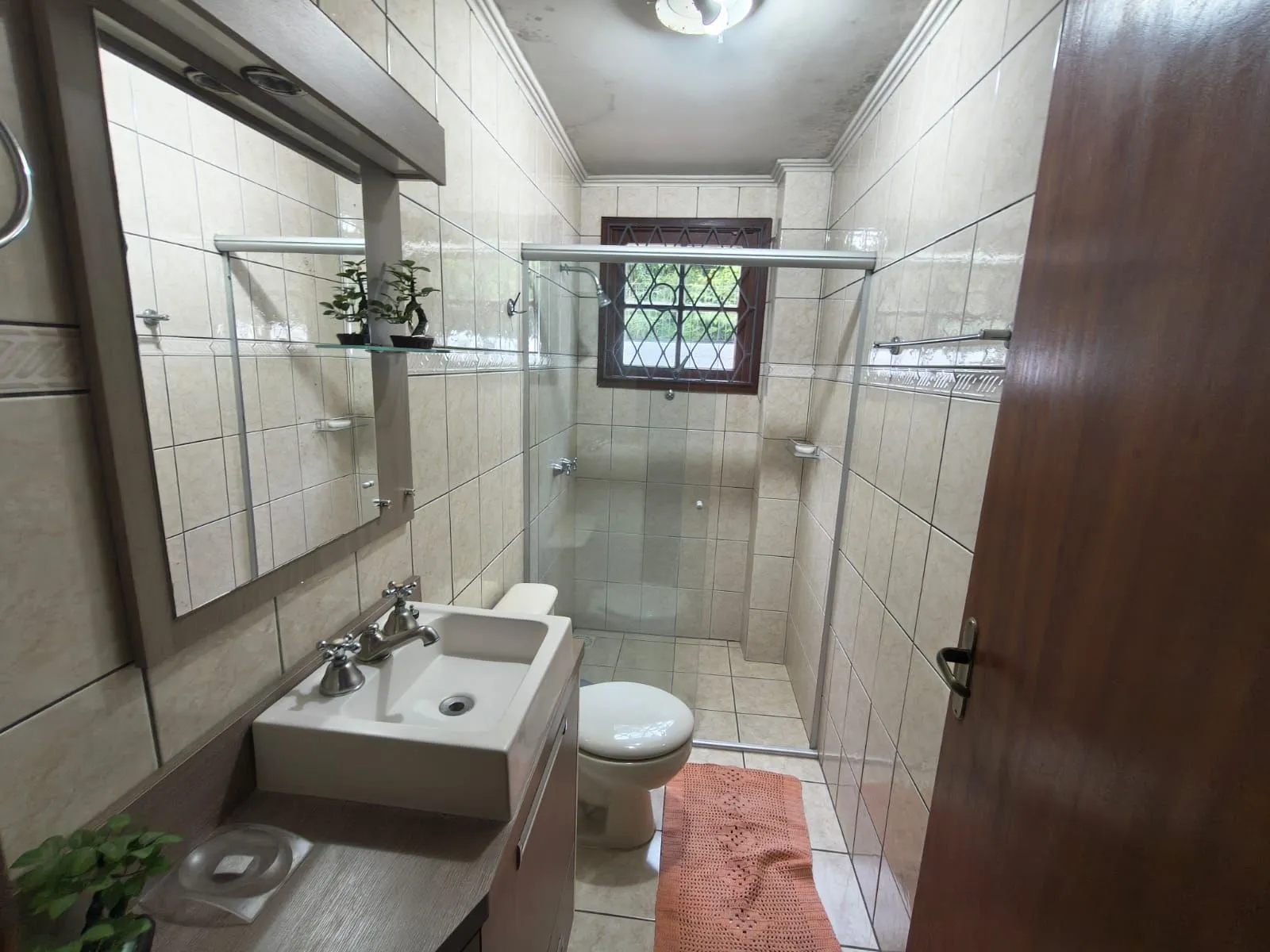 Imagem Casa a Venda Av Juca Batista - Porto Alegre/RS
