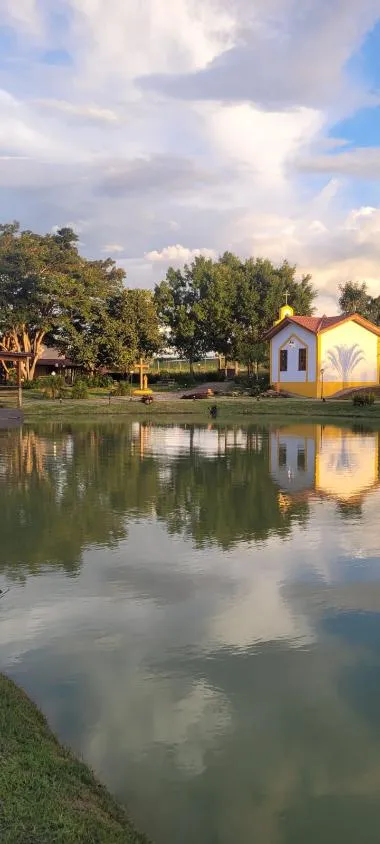 Imagem Vendo um magnífico sítio em Perdigão/MG com 64.000 m² de extensão