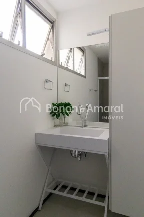 Imagem No coração do Cambuí, descubra este lindo apartamento mobiliado, totalmente reformado e com proje...