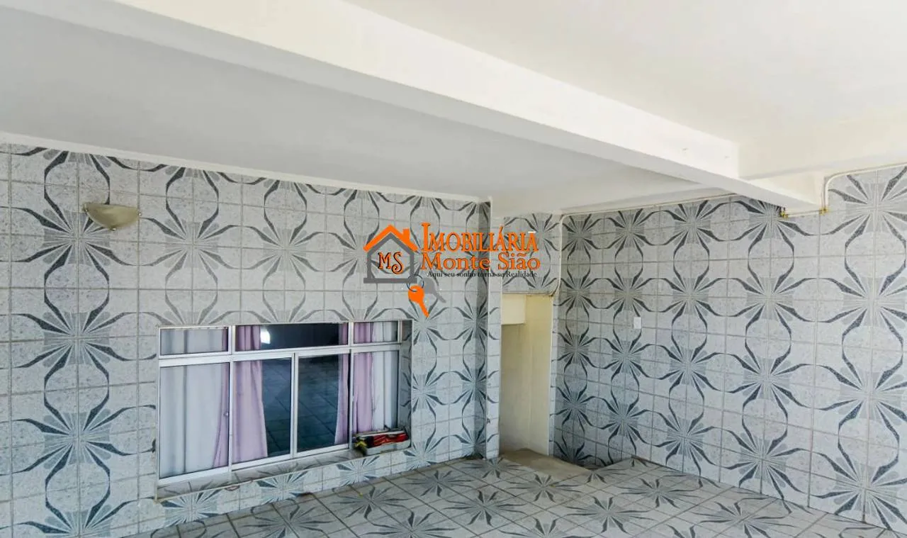 Imagem Sobrado com 3 dormitórios à venda, 266 m² por R$ 600.000 - Jardim Paraventi - Guarulhos/SP