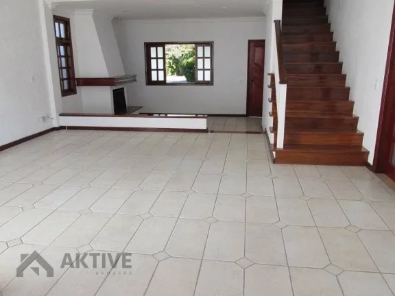 Imagem Casa de Condomínio em Alphaville - Santana de Parnaíba, SP