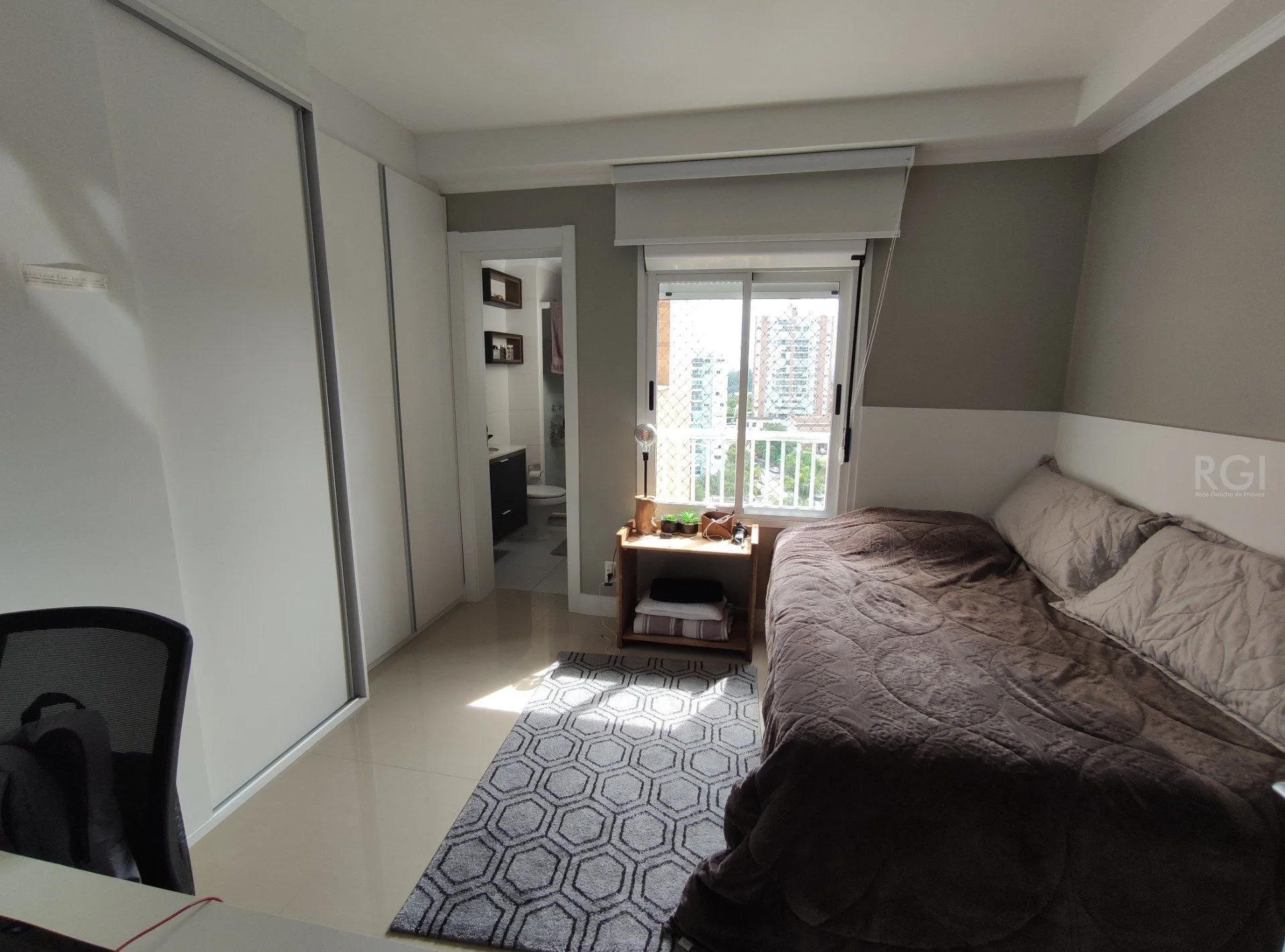 Imagem Apartamento para Venda - 162.53m², 3 dormitórios, sendo 3 suites, 2 vagas - Jardim Do Salso