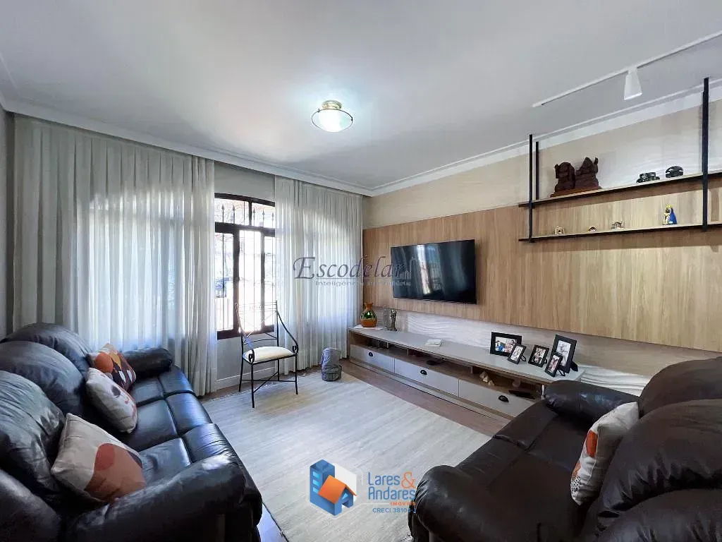 Foto do imóvel Sobrado para venda em Jardim Franca com 3 quartos, sendo 1 suíte, 144m² em Rua Guarapuã