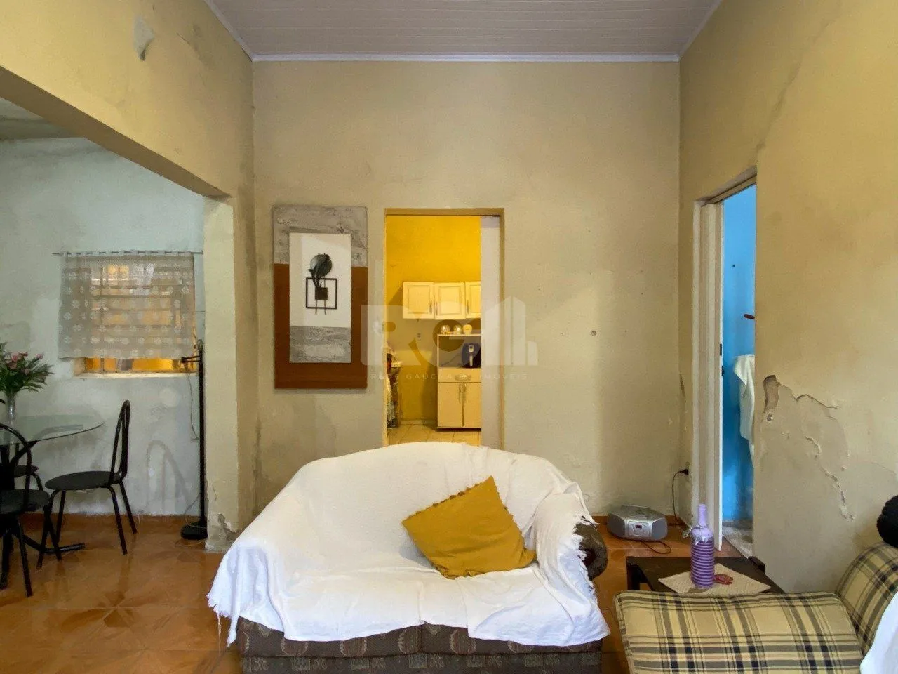 Imagem Casa de esquina com 64m², próximo ao Cais Embarcadero