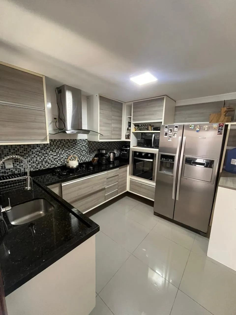Imagem Sobrado triplex com piscina no Loteamento Nova Ipanema