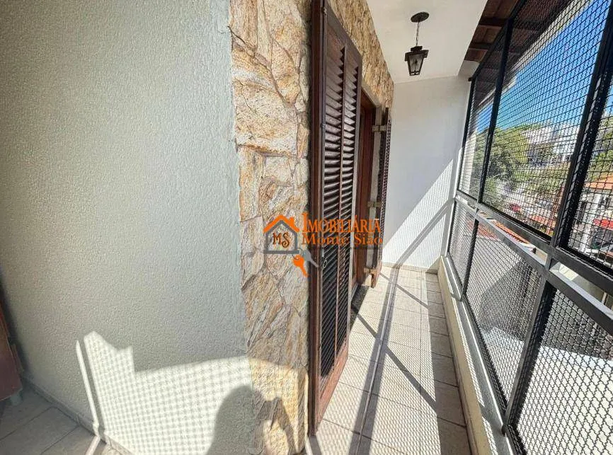 Imagem Sobrado com 3 dormitórios à venda, 156 m² por R$ 1.250.000,00 - Jardim Santa Mena - Guarulhos/SP
