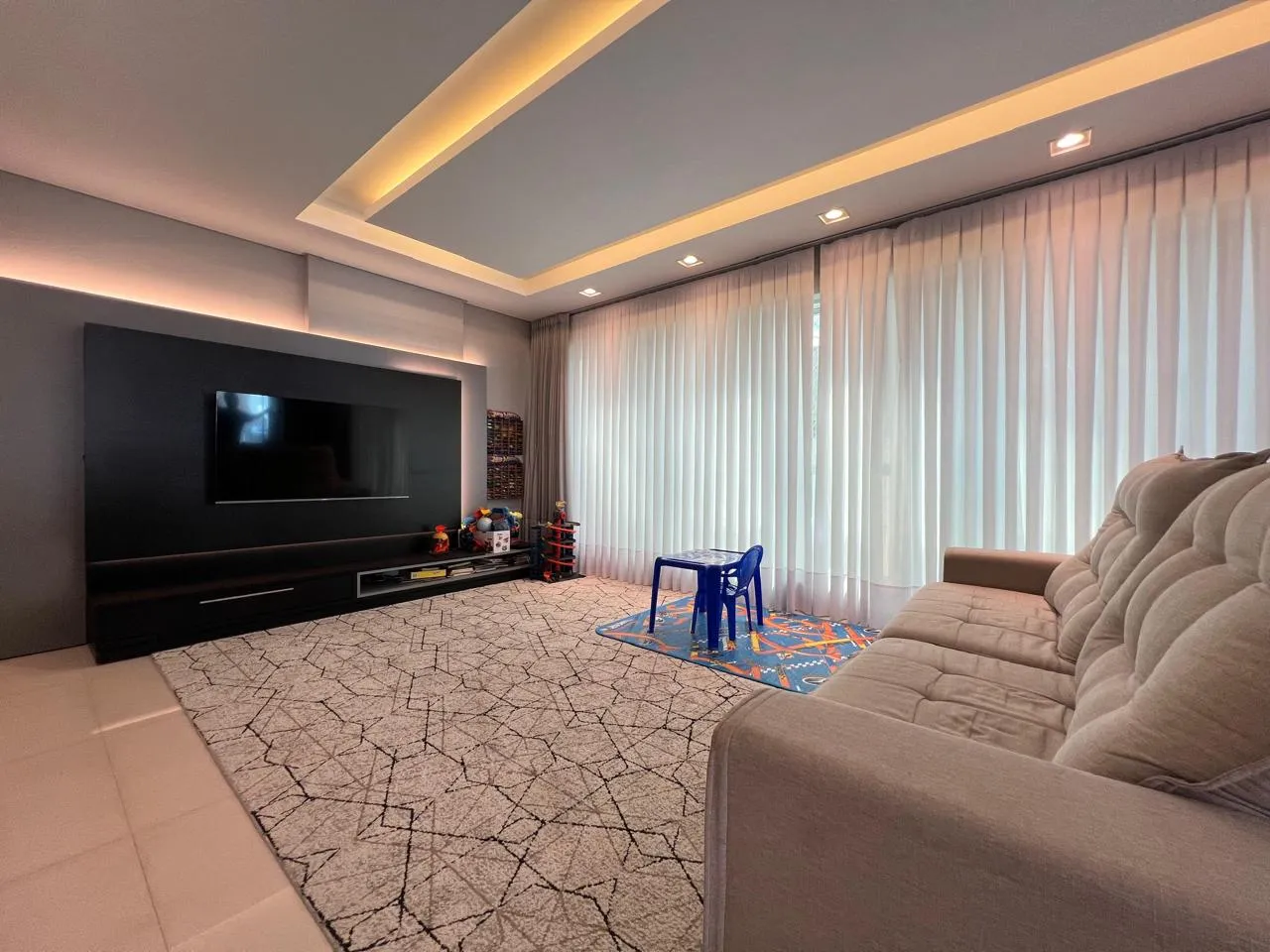 Imagem Apartamento com vista para o mar à venda com 166m2 por R$ 3.200.000,00