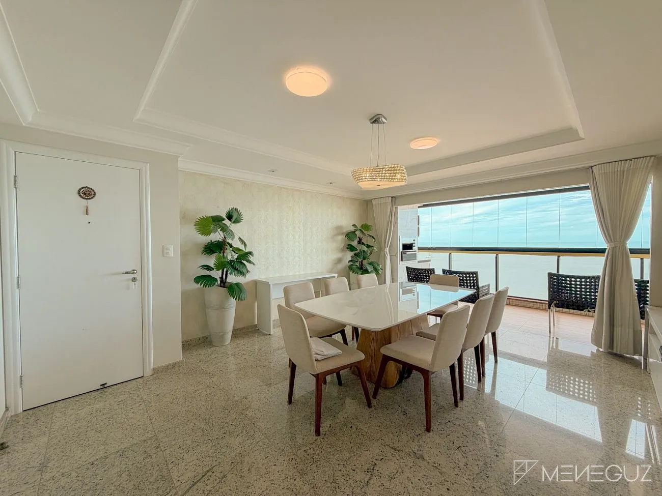 Imagem Apartamento Exclusivo Frente Mar - 4 Suítes