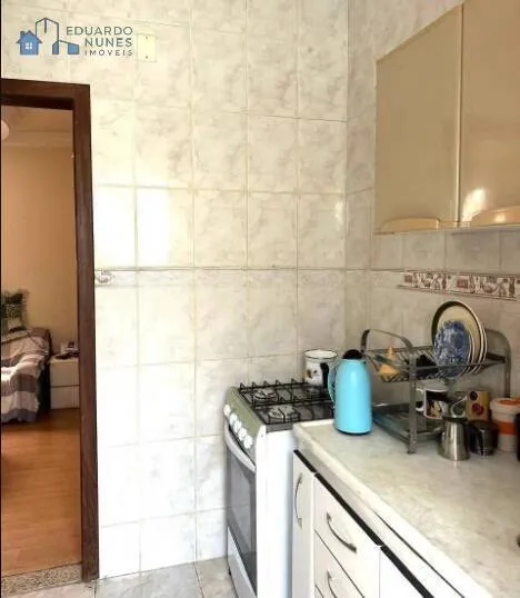 Imagem Apartamento 03 quartos com suíte e armários, vaga no Sagrada Família!!!!