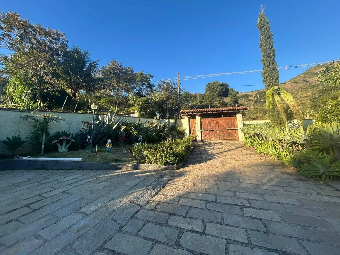 Imagem Casa para Venda em Petrópolis / RJ no bairro Secretario