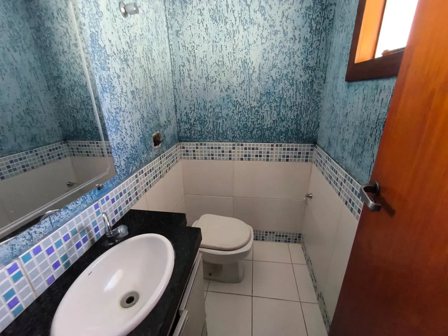Imagem Casa 3/4 Com Suite Completa Em Aramrios Com Suite Ampliada No Belle Vue