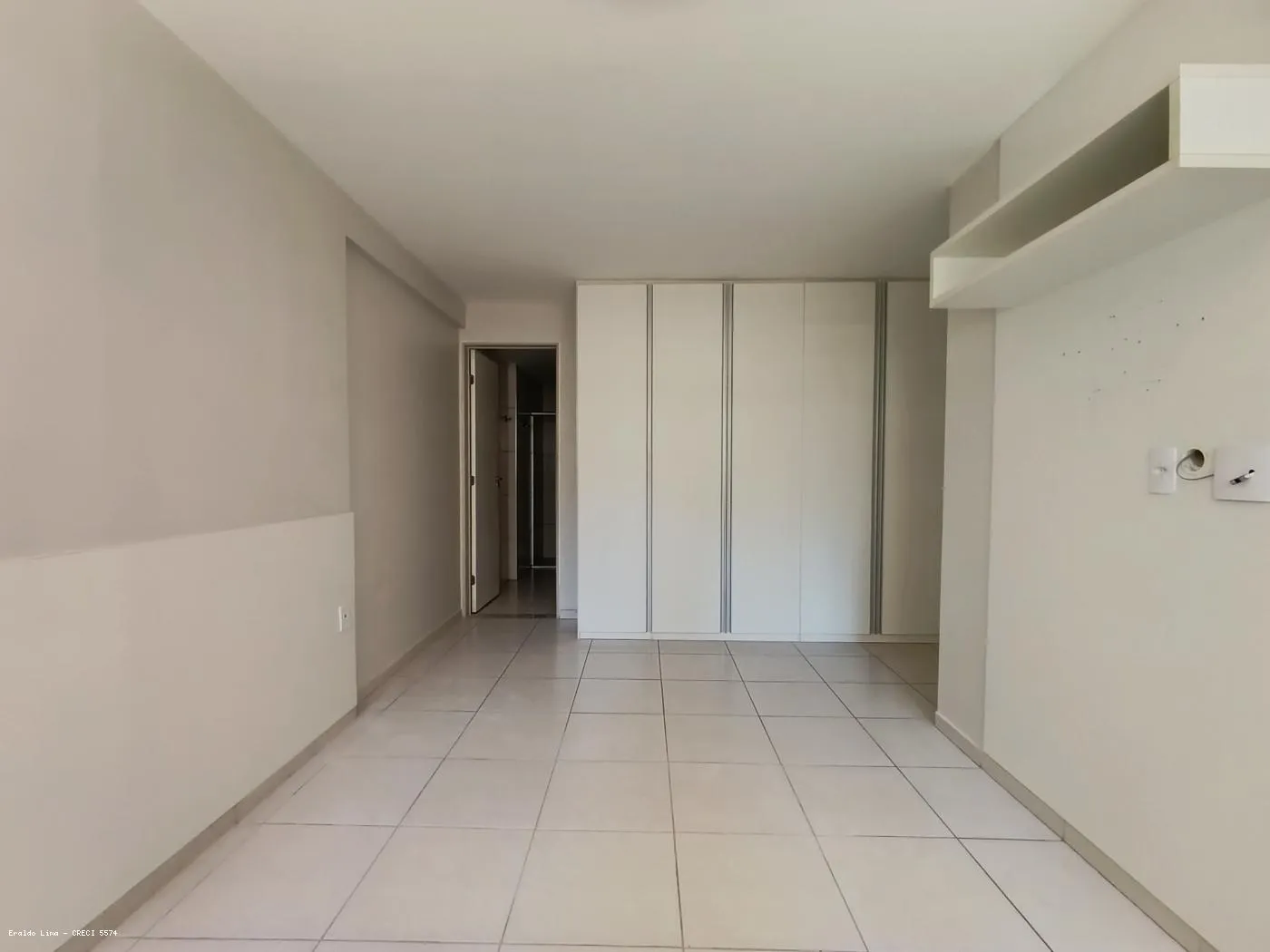 Imagem Apartamento para Venda em Maceió, Jatiúca, 3 dormitórios, 1 suíte, 3 banheiros, 2 vagas