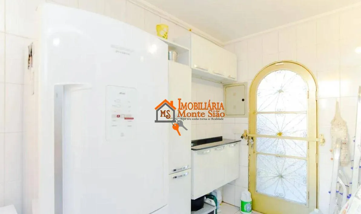 Imagem Sobrado com 6 dormitórios à venda, 245 m² por R$ 1.200.000 - Vila Galvão - Guarulhos/SP