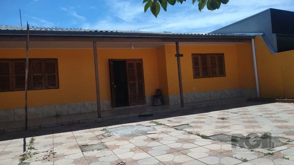 Imagem Vende casa com 84m² , 2 dormitórios, terreno com 300m²