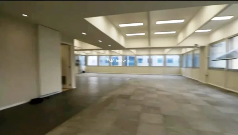 Imagem Conjunto comercial com 415m² e 7 vagas na Vila Olímpia.