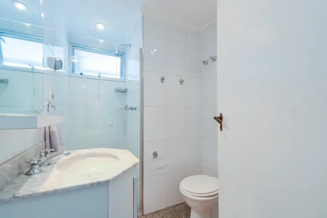 Imagem Apartamento à venda em São Paulo, Moema, com 4 quartos, 161m2