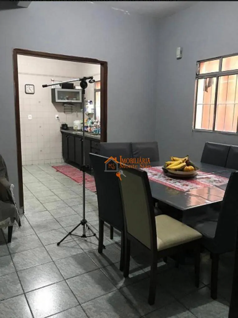 Imagem Sobrado com 3 dormitórios à venda, 220 m² por R$ 700.000,00 - Jardim Angélica - Guarulhos/SP