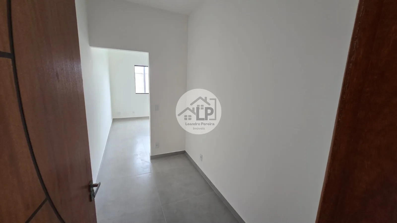 Imagem Casa 180m² - 3 Qts (2 Suítes c/ Closet) - Ipiranga II (Melhor Bairro de Resende)