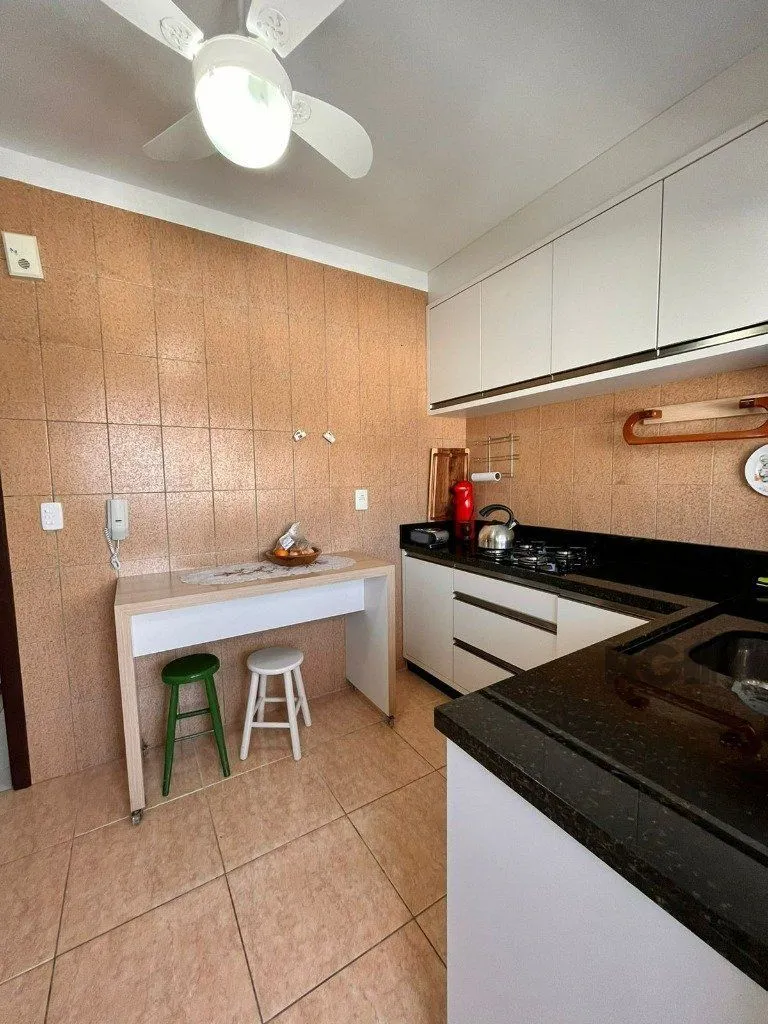 Imagem Cobertura para Venda - 120m², 3 dormitórios, sendo 1 suites, 1 vaga - Centro