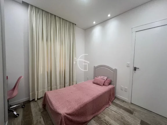 Imagem Uma casa com charme de apartamento.