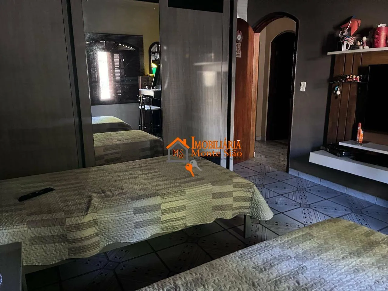Imagem Sobrado com 3 dormitórios à venda, 210 m² por R$ 670.000,00 - Jardim São Domingos - Guarulhos/SP