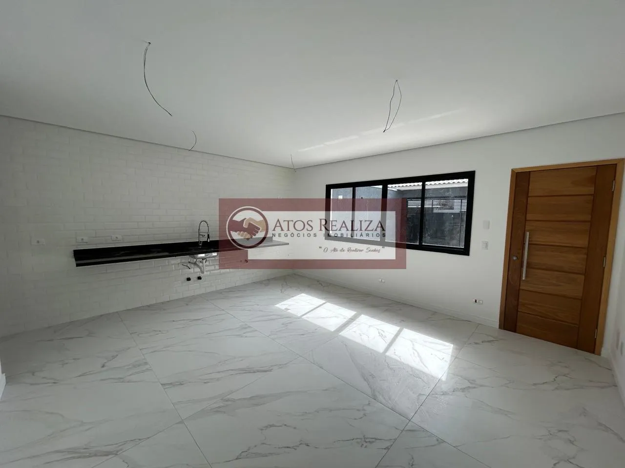 Imagem Chegou a sua Oportunidade de comprar seu Imóvel Vendo Sobrado (esquina) na vila Gea, com 2 Dormitórios, sendo 2 suítes, 2 vagas Paralelas, Lavabo, Infraestrutura para Ar Condicionado e Agua Quente, R$ 650.000 Valor de Oportunidade.