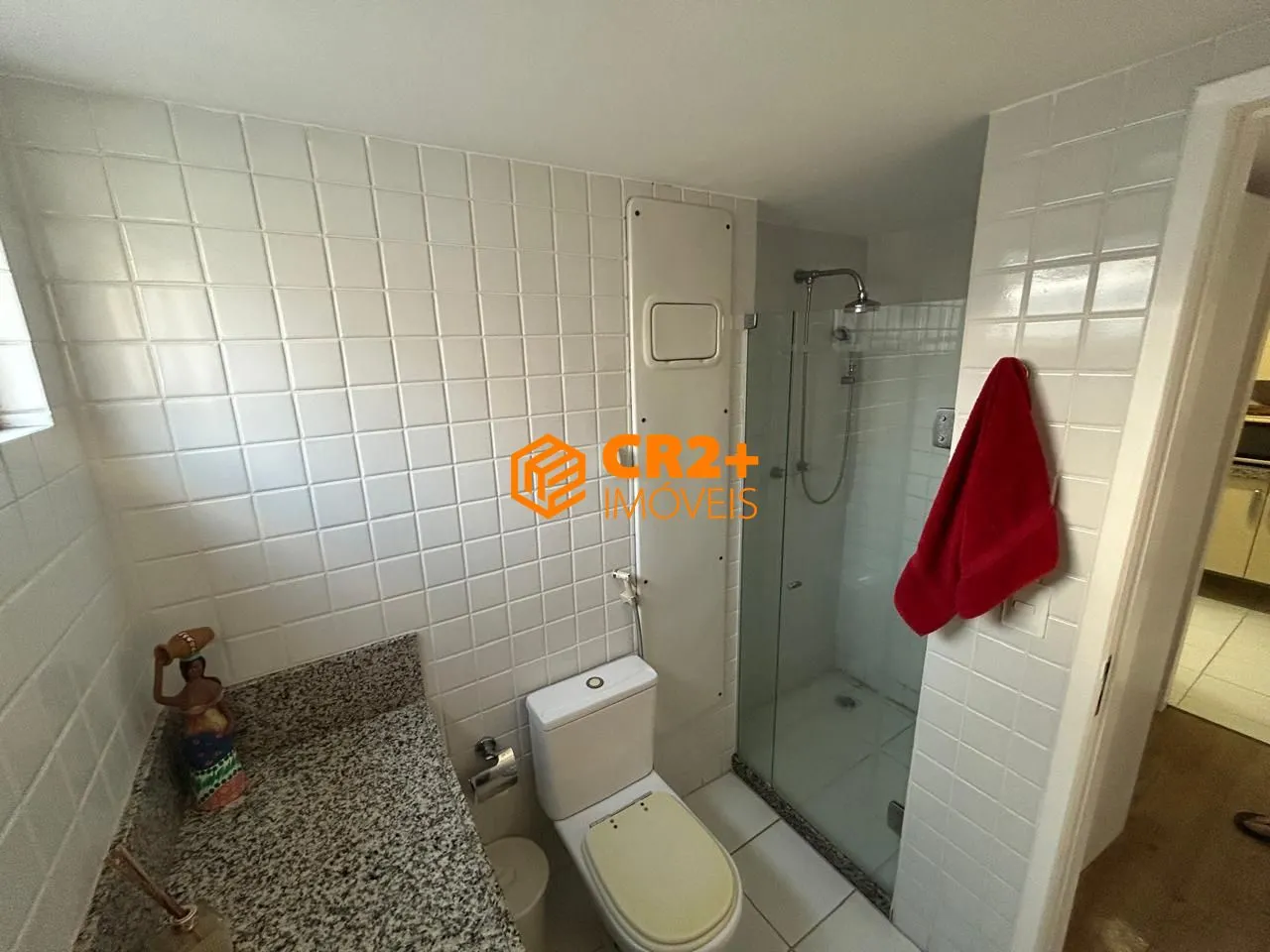 Imagem Vendo apartamento com vista livre para o mar com 3 suítes -118m²