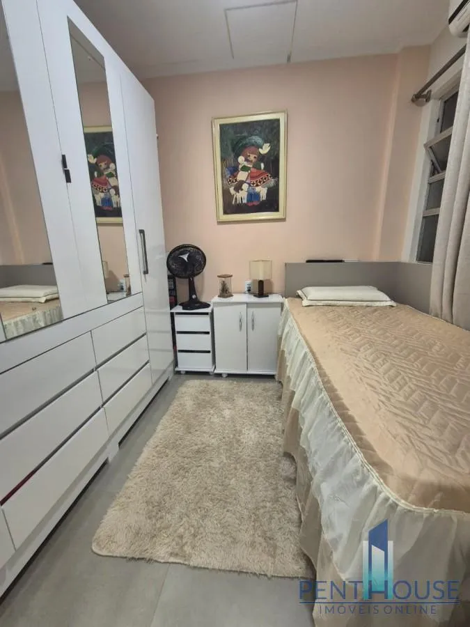 Imagem Apartamento Zona Central para Venda em Balneário Camboriú, CENTRO, 2 dormitórios, 1 banheiro, 1 vaga