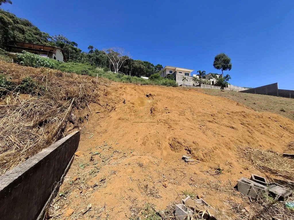 Imagem Terreno em Condomínio para Venda em Teresópolis / RJ no bairro Prata