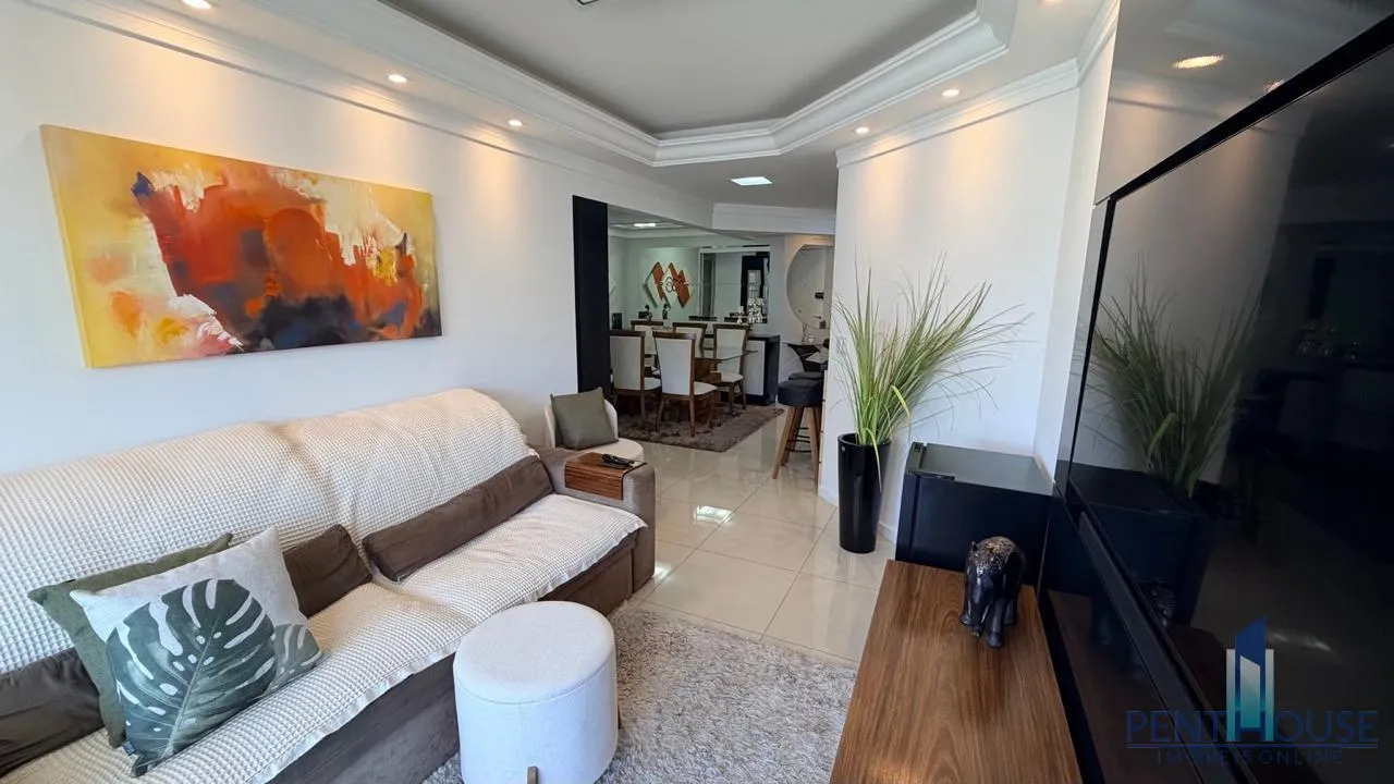 Imagem Apartamento Quadra Mar para Venda em Balneário Camboriú, CENTRO, 3 dormitórios, 1 suíte, 2 banheiros, 2 vagas