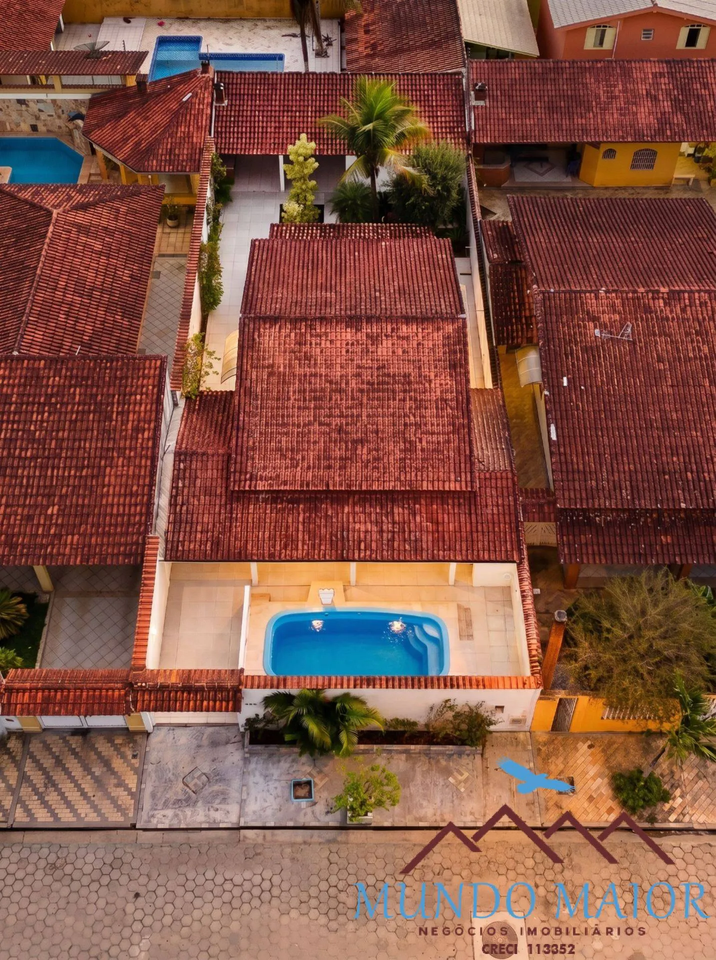 Imagem Casa de Praia 4 Quartos Piscina 5 Vagas Churrasqueira Edicula Itanhaém/Sp!