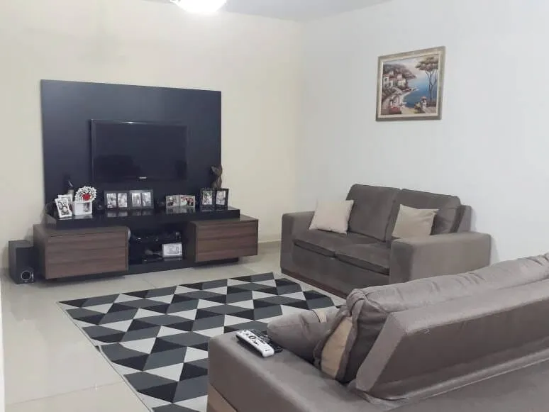 Imagem Casa à venda 4 Quartos, 1 Suite, 2 Vagas, 308M², Chácara do Visconde, Taubaté - SP
