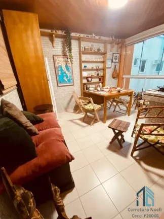 Imagem Apartamento Mobiliado, 03 quartos c/suíte, 02 vagas, beira-mar Praia Central em Itapema SC