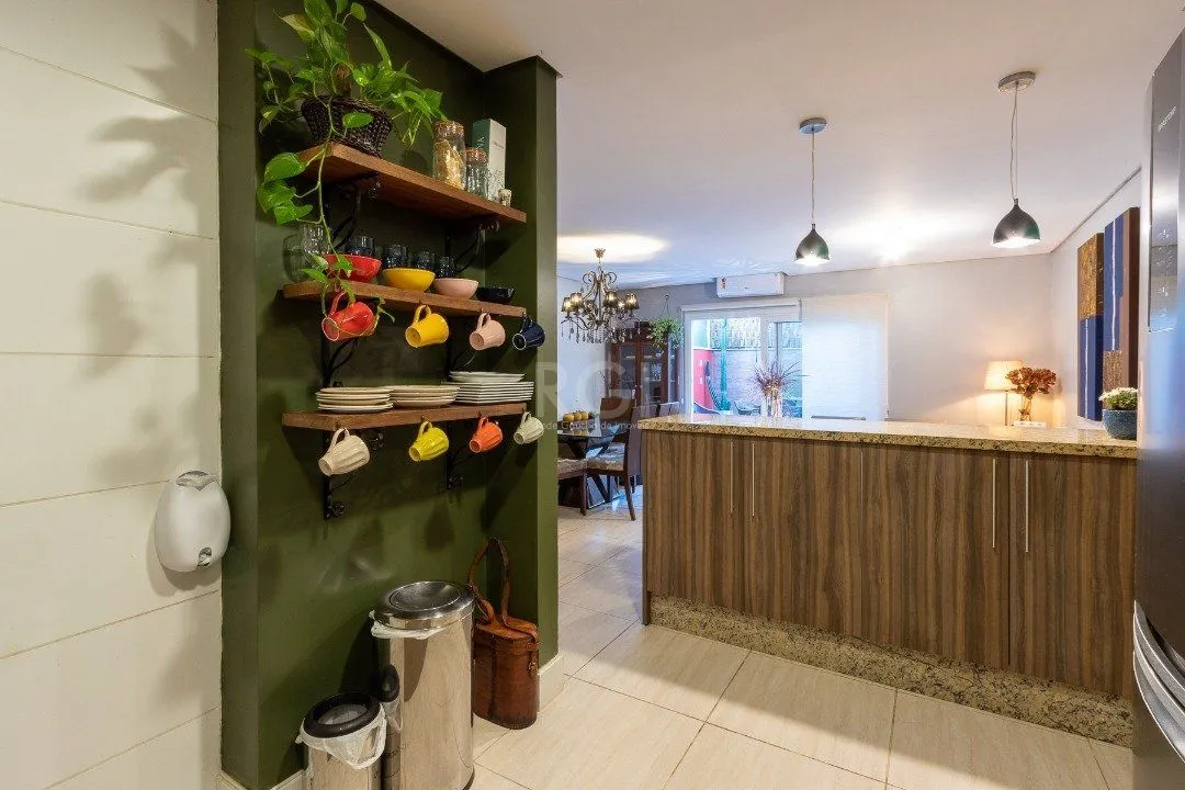 Imagem Casa Condominio para Venda - 188.6m², 3 dormitórios, sendo 1 suites, 2 vagas - Tristeza