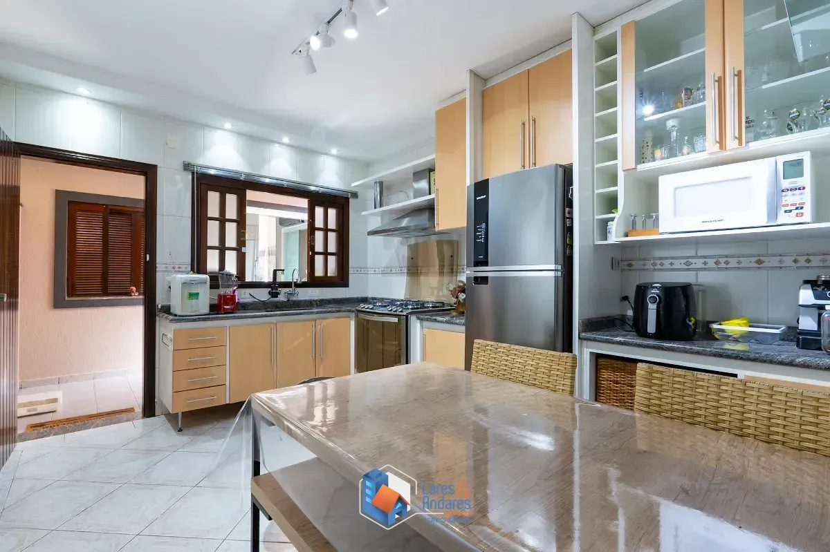 Imagem Casa para venda em Jardim Santa Cruz (Campo Grande) com 3 quartos, sendo 1 suíte, 128m²