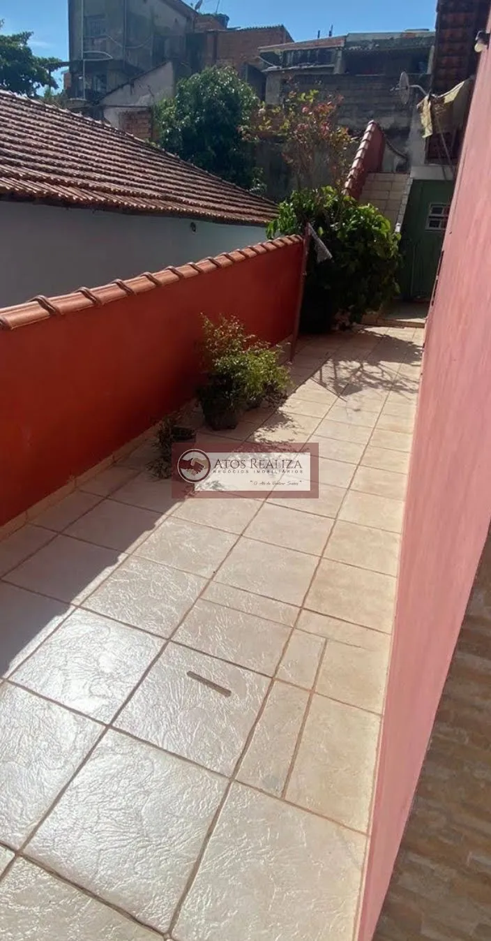 Imagem Vendo Ótima Casa térrea em Jardim Ana Lucia - São Paulo