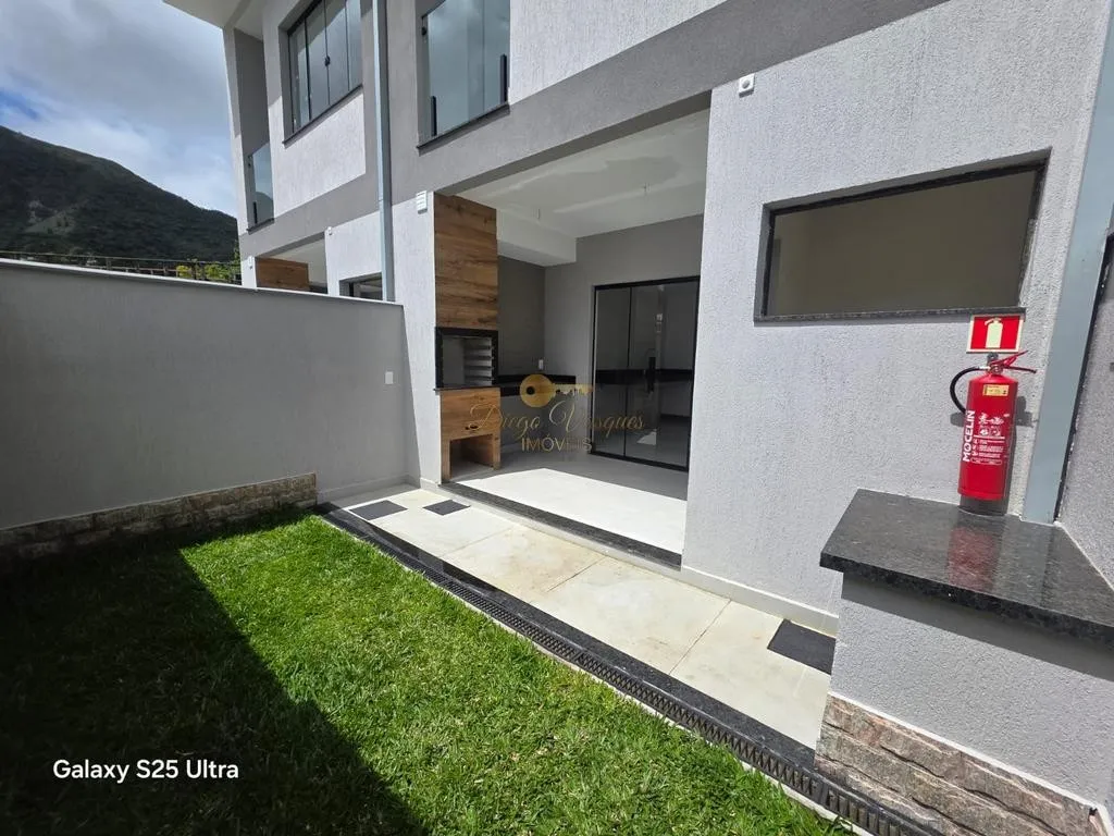 Imagem Casa em Condomínio para Venda em Teresópolis / RJ no bairro Alto